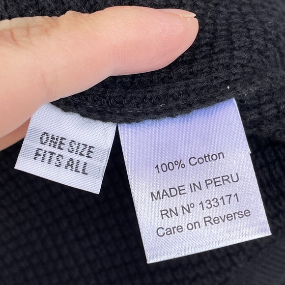 PLANET by Lauren G. Waffle Cowl poncho style sweater in a waffle knit. XL - Picture 7 of 11